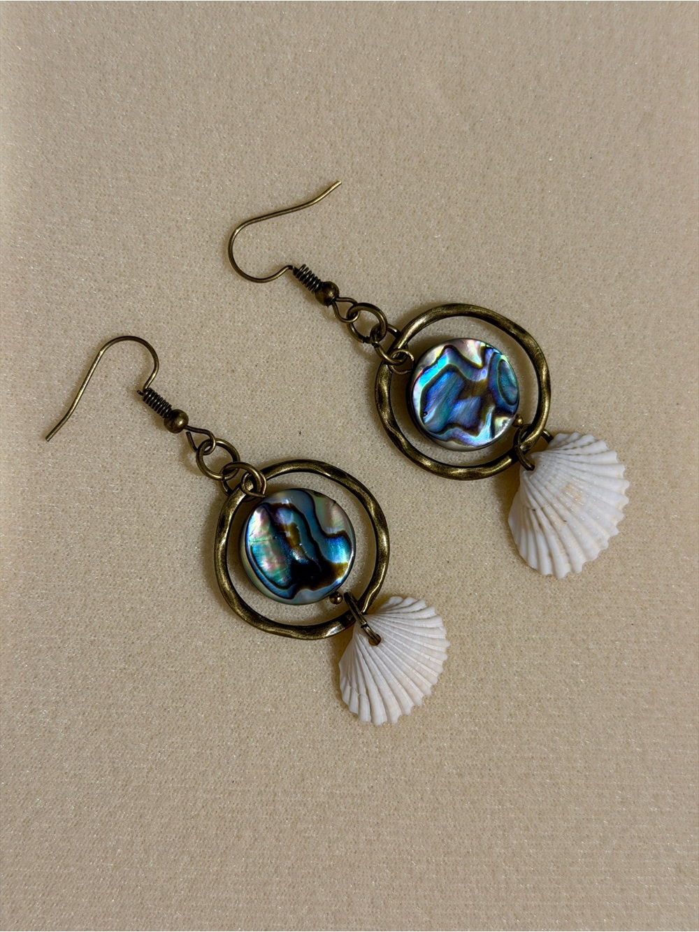 New Gorgeous Natural Abalone, Clam Shell & Bronze Hoop Dangle Earrings
